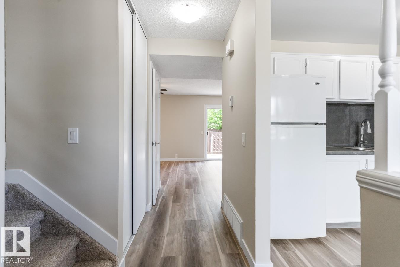 3159 138 AV NW - 5