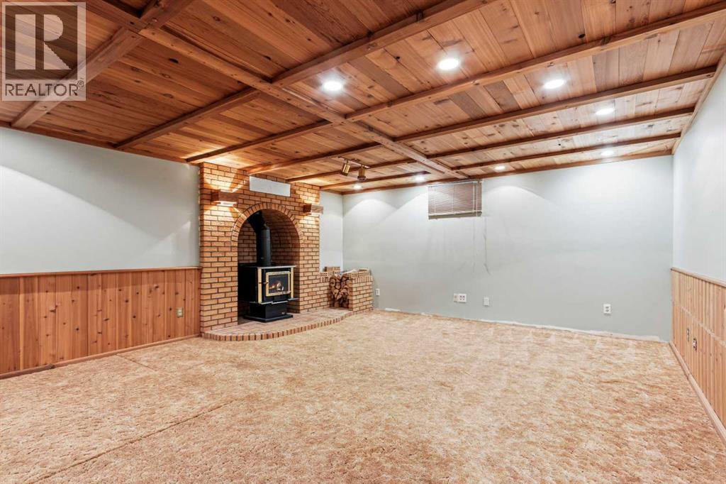 5613 37 Street — photo 34