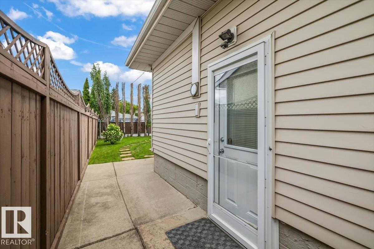 16165 110B AV NW - 27