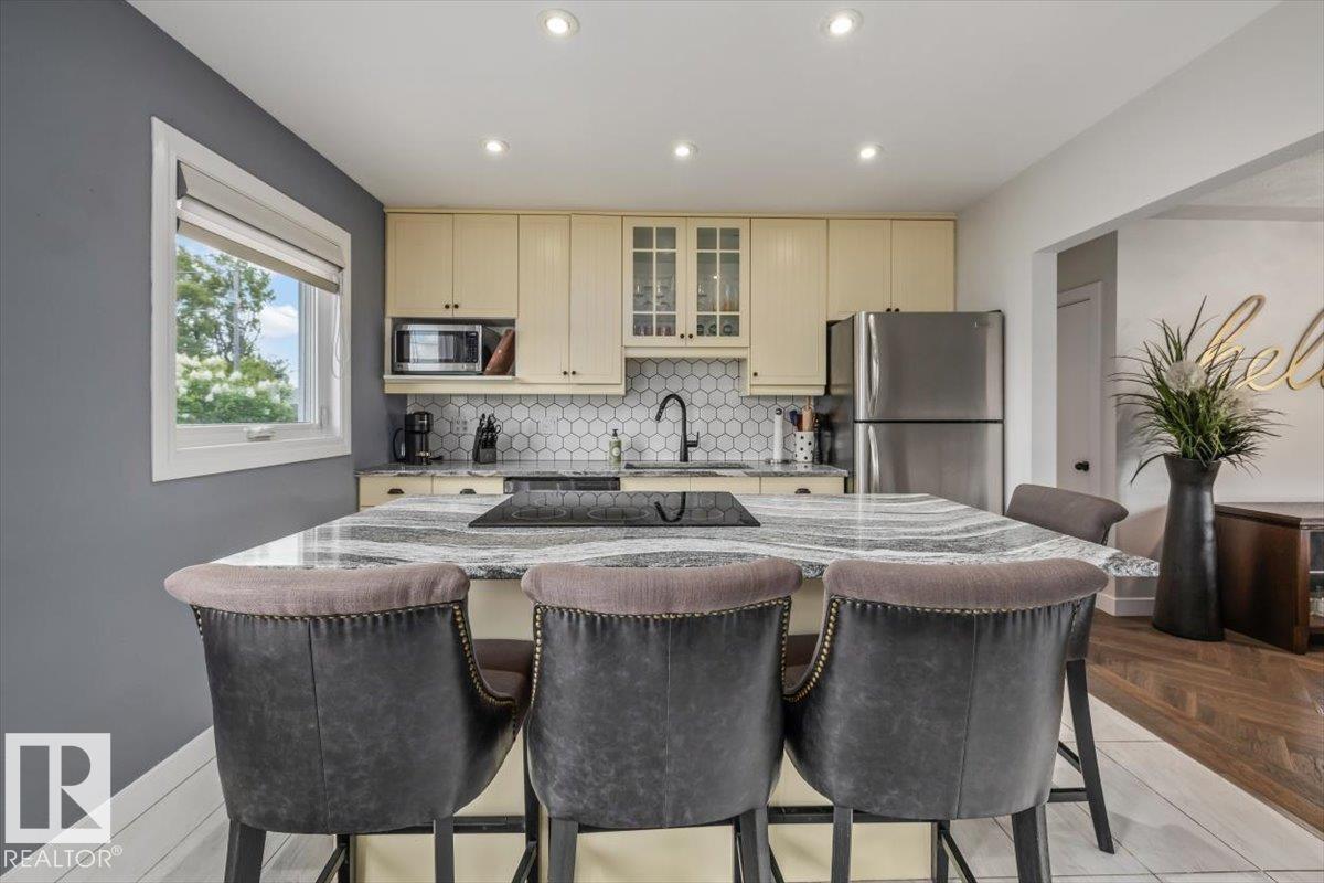 16165 110B AV NW — photo 8