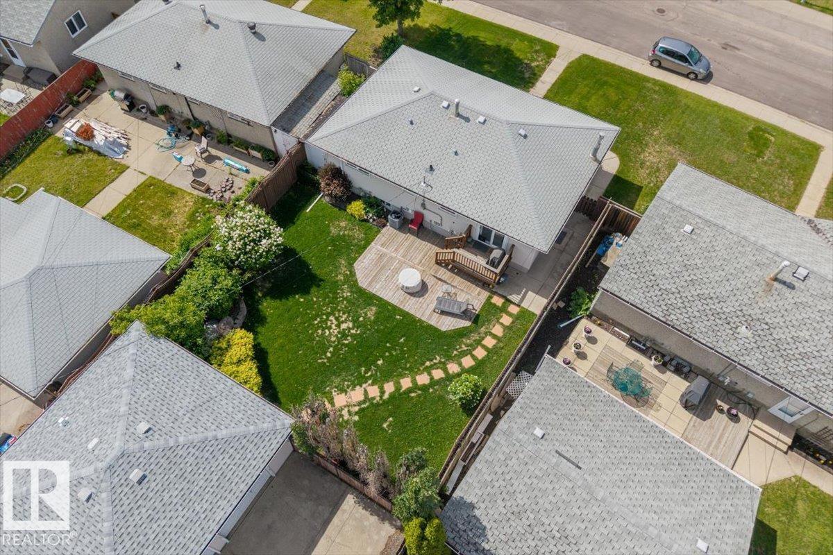 16165 110B AV NW - 34