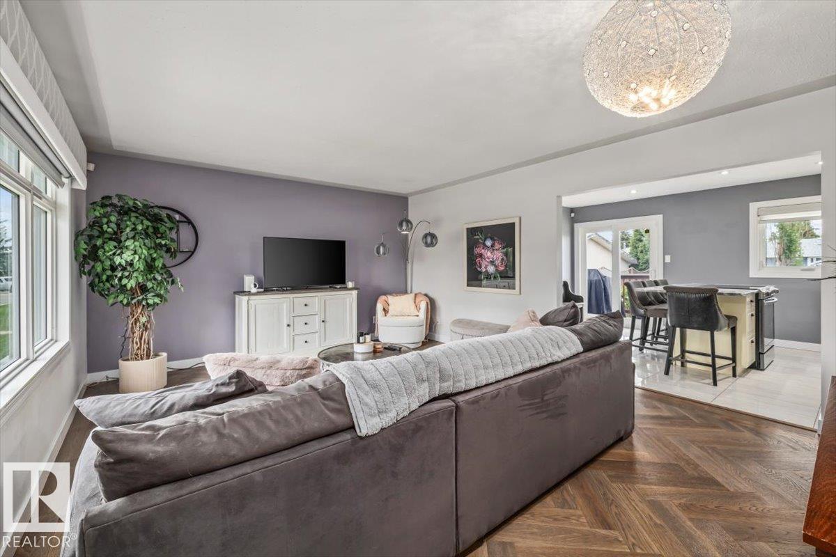 16165 110B AV NW - photo 2