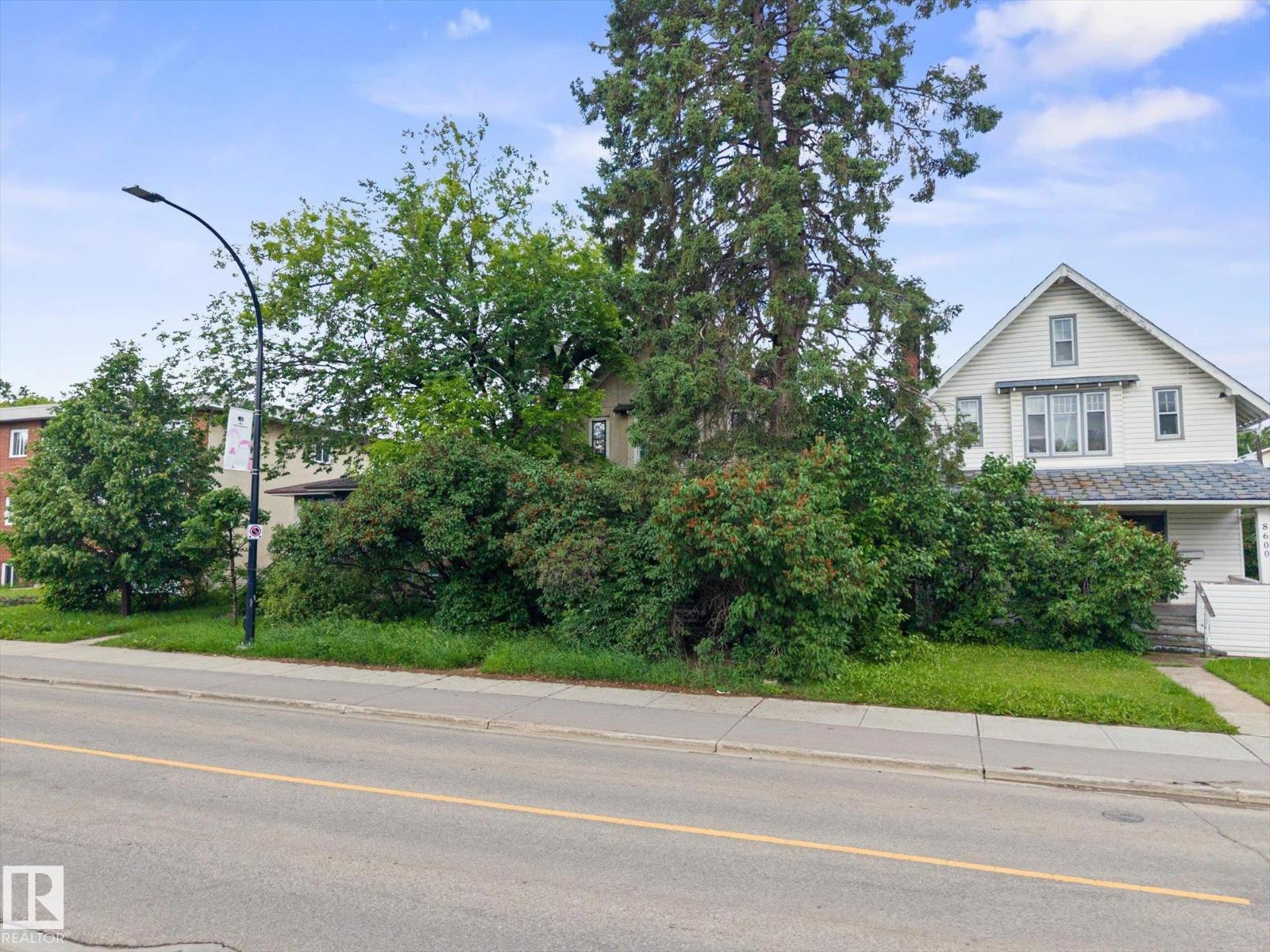 8526 106 ST NW - photo 4