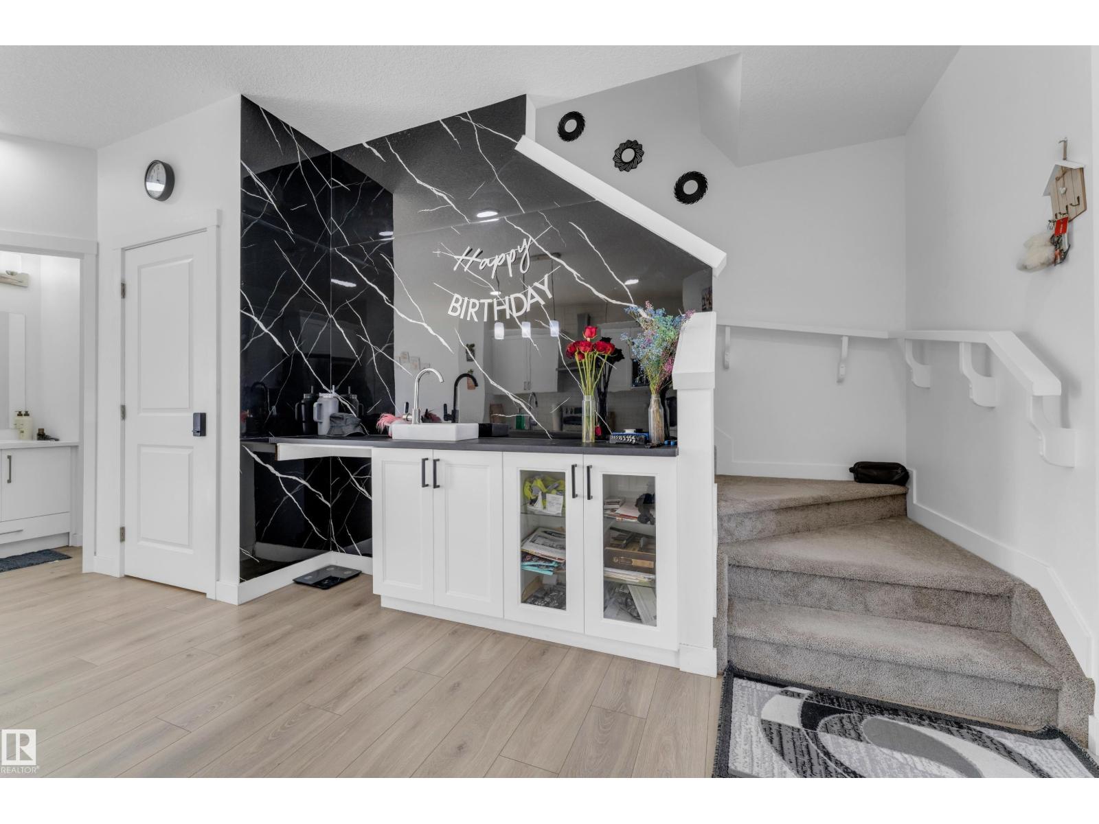 432 29 ST SW — photo 13