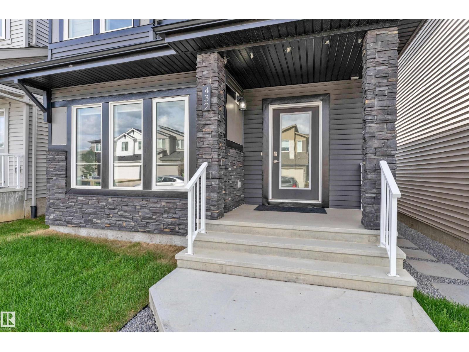 432 29 ST SW - photo 4