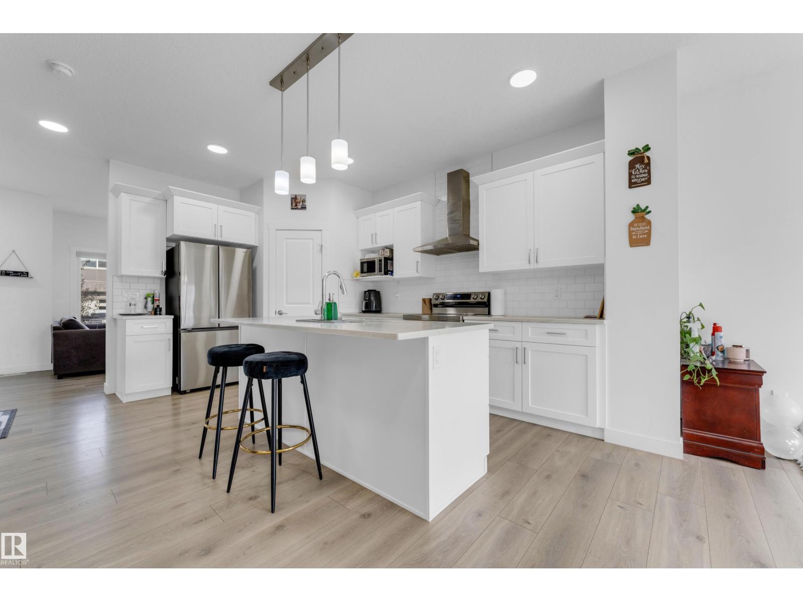 432 29 ST SW — photo 9