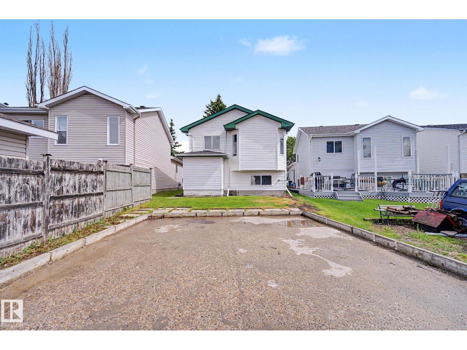 3704 39 AV NW — photo 50
