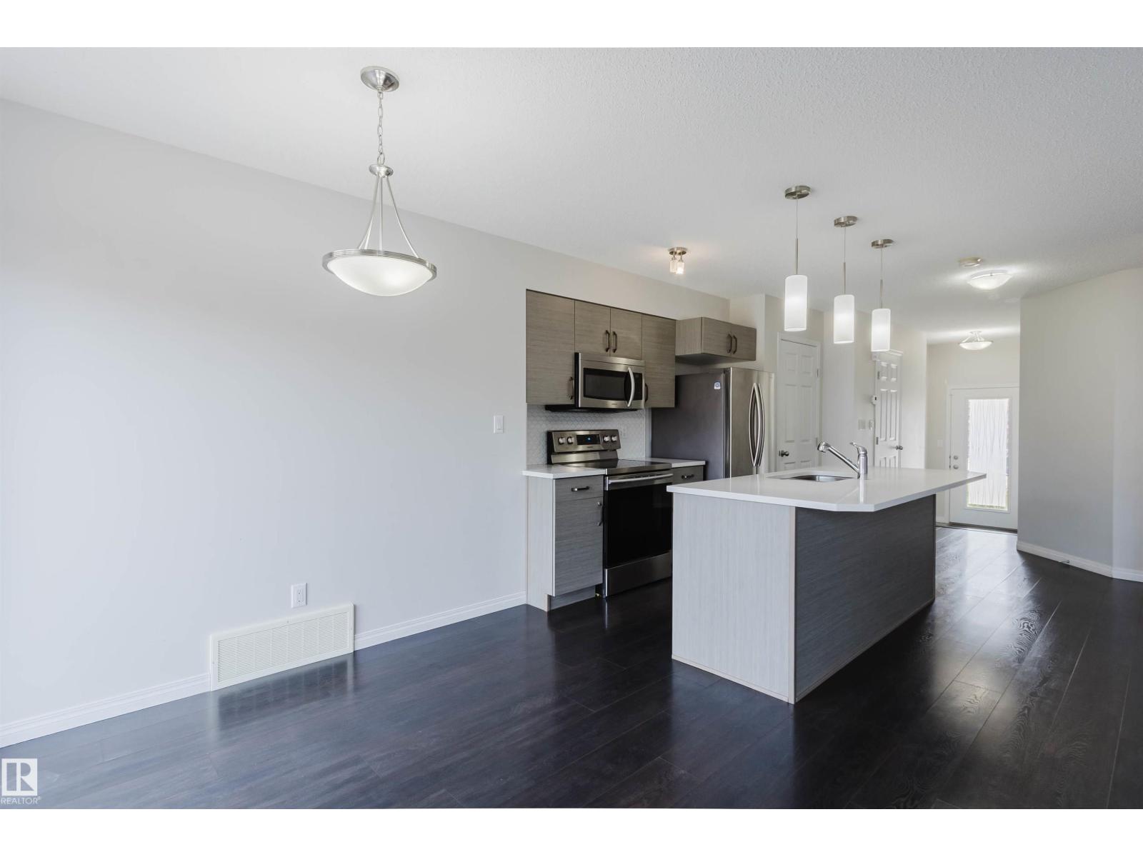2082 PRICE LANDING SW - 15