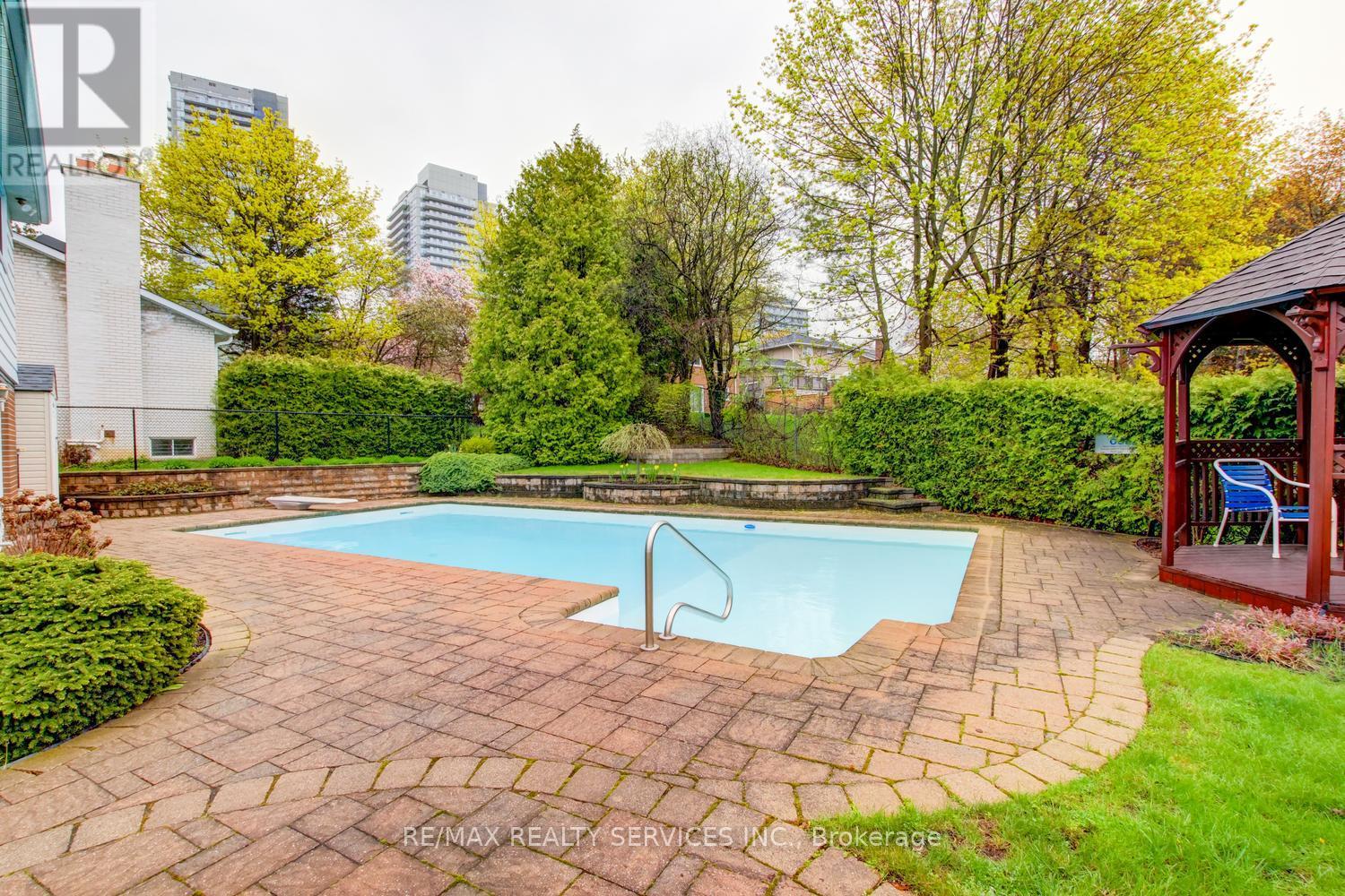 101 GEORGE HENRY BOULEVARD - 42