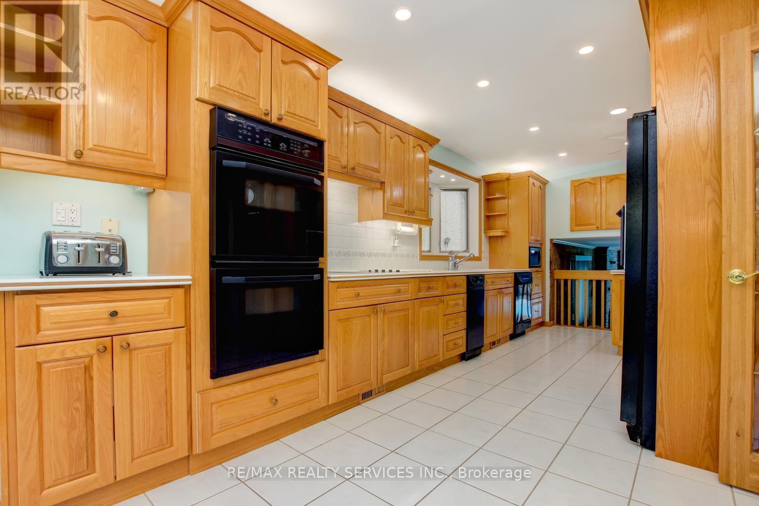 101 GEORGE HENRY BOULEVARD - 5