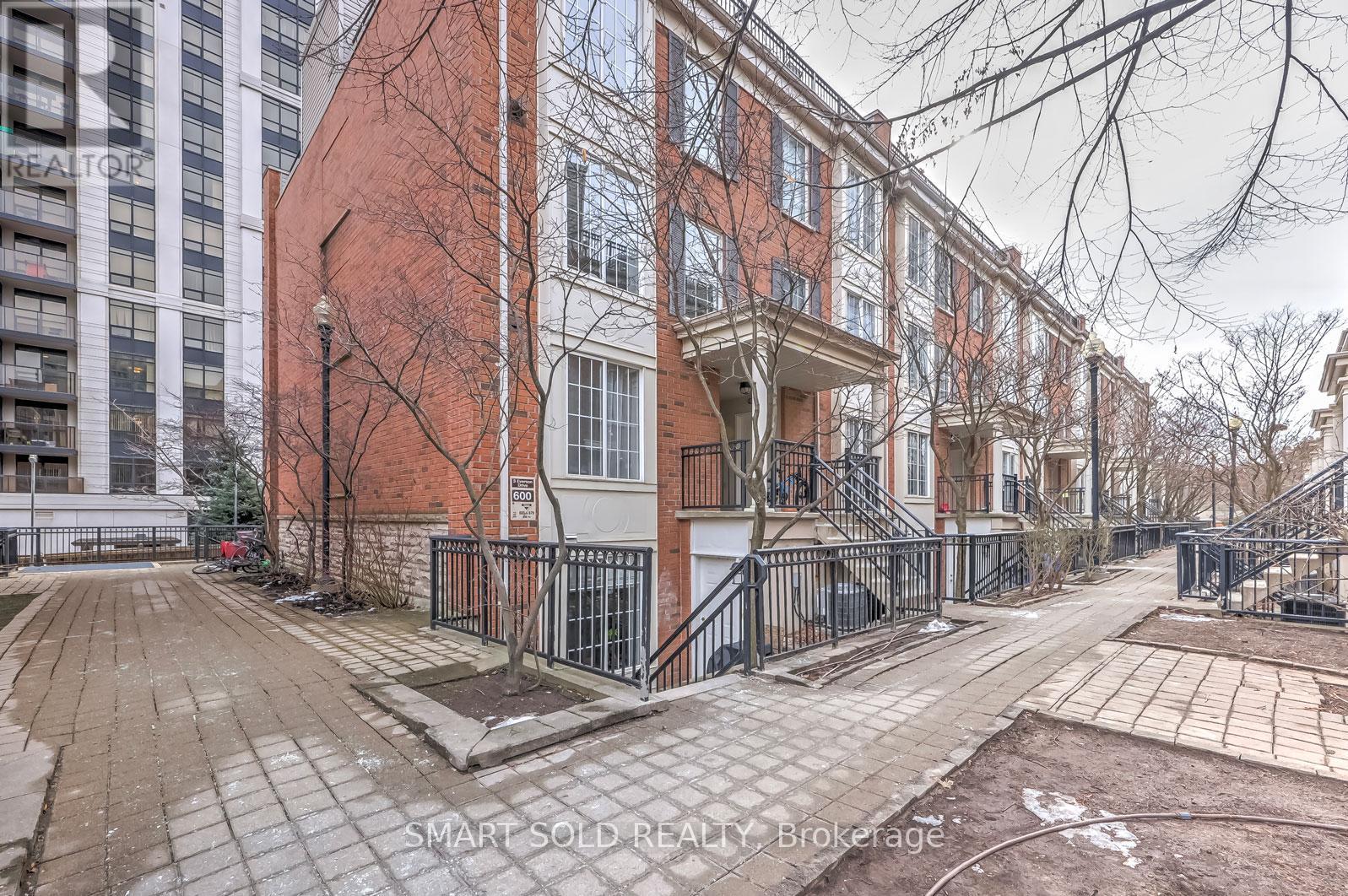 #679 3 EVERSON DRIVE - 2