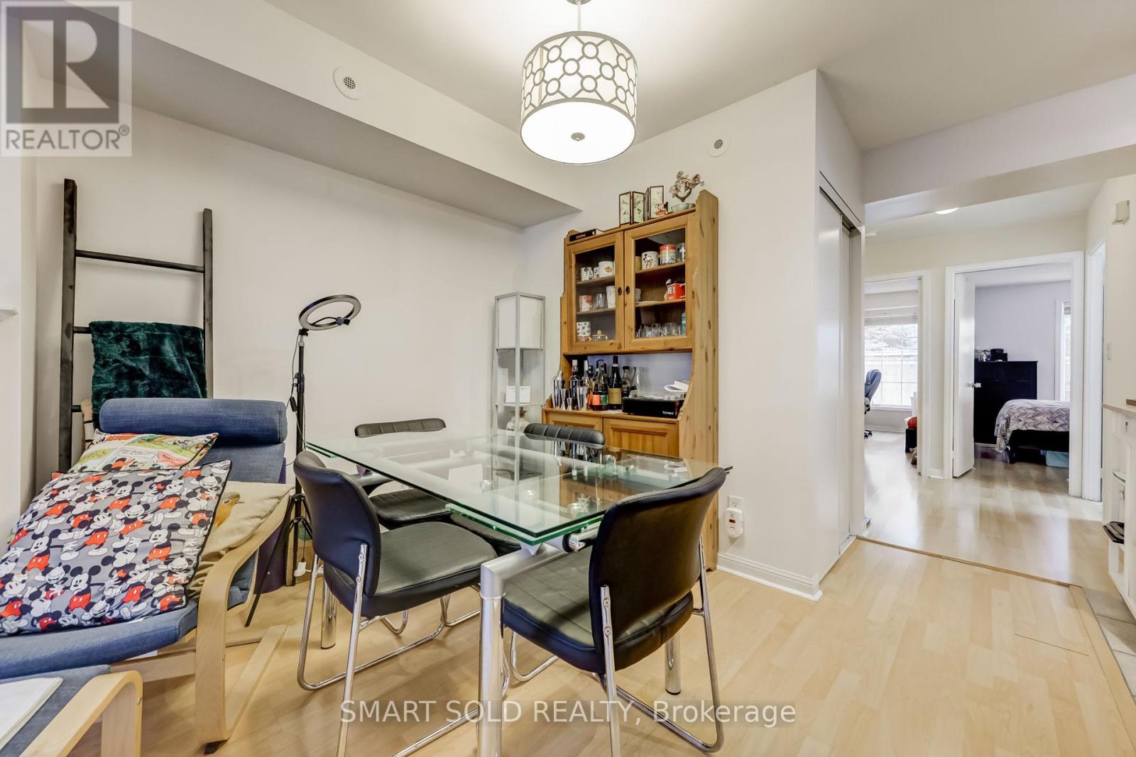 #679 3 EVERSON DRIVE - 22