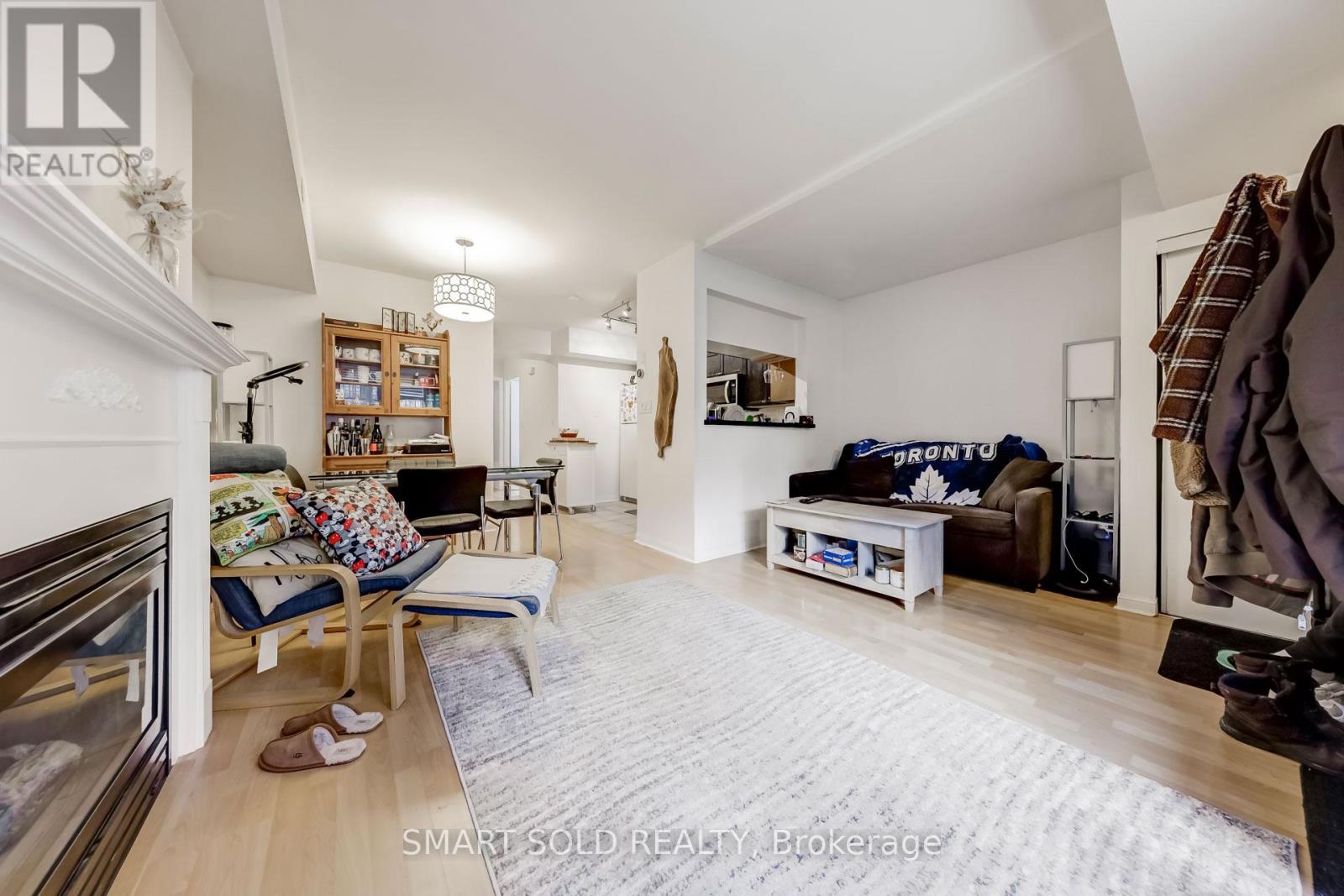 #679 3 EVERSON DRIVE - 9