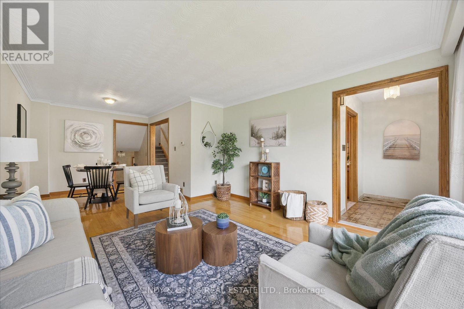 75 LOCHLEVEN DRIVE - 4