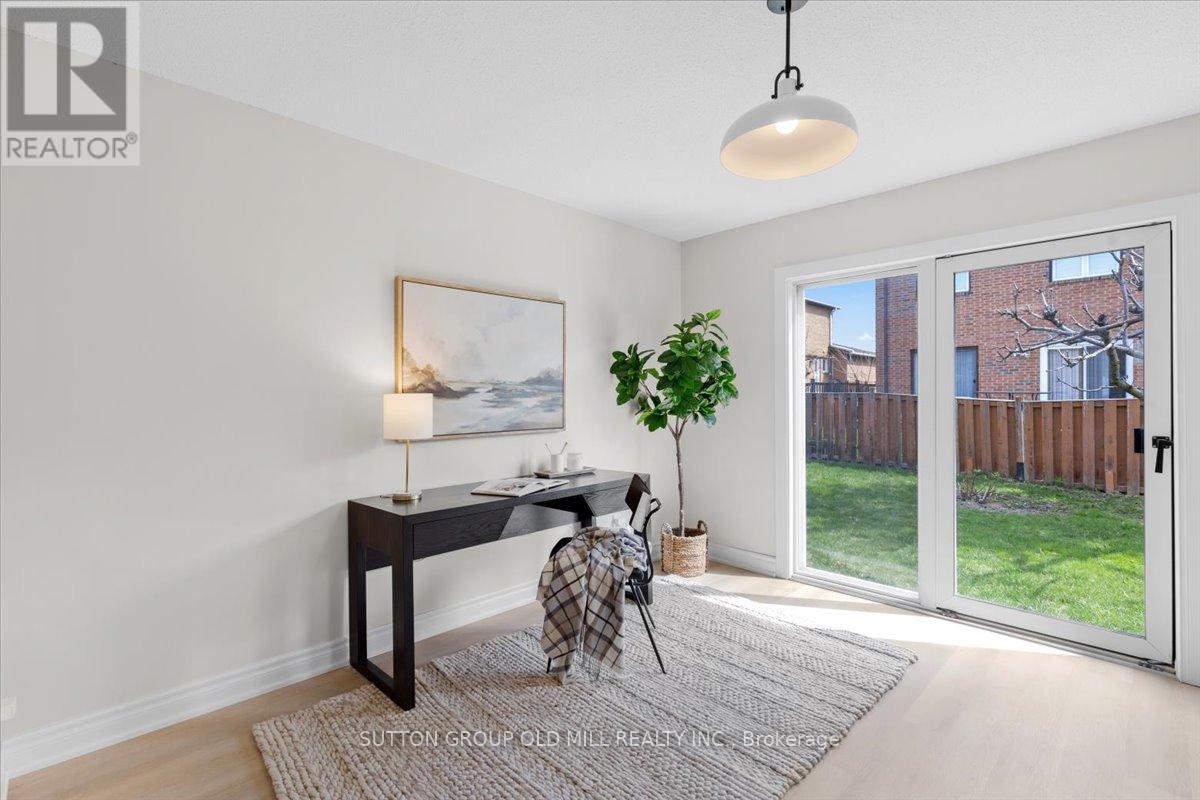 37 BRANDY CRESCENT - 7