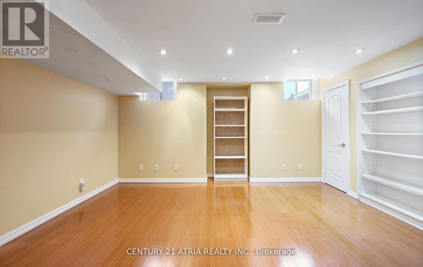 16 PEONY STREET - 36