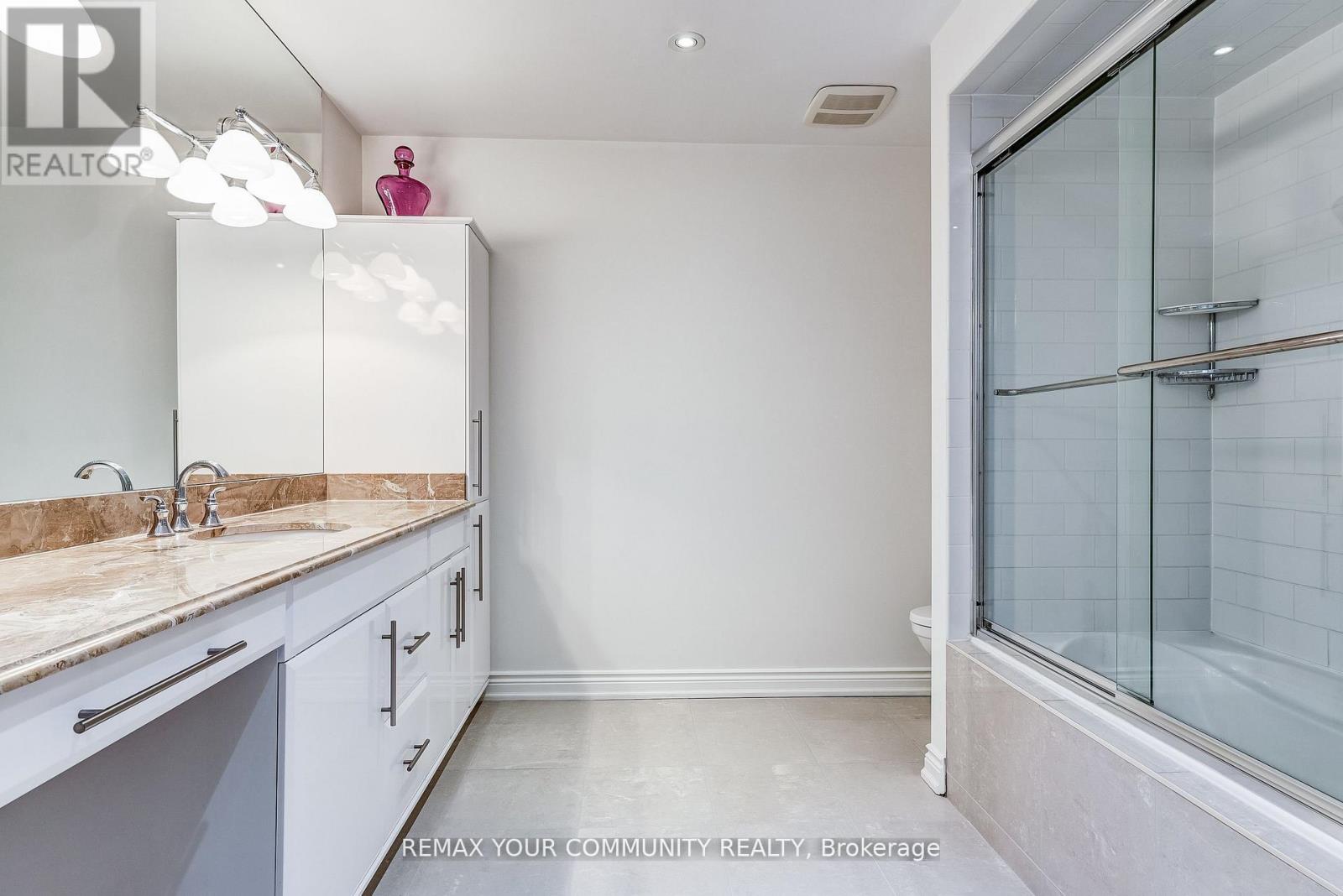 30 DEANBANK DRIVE - 42