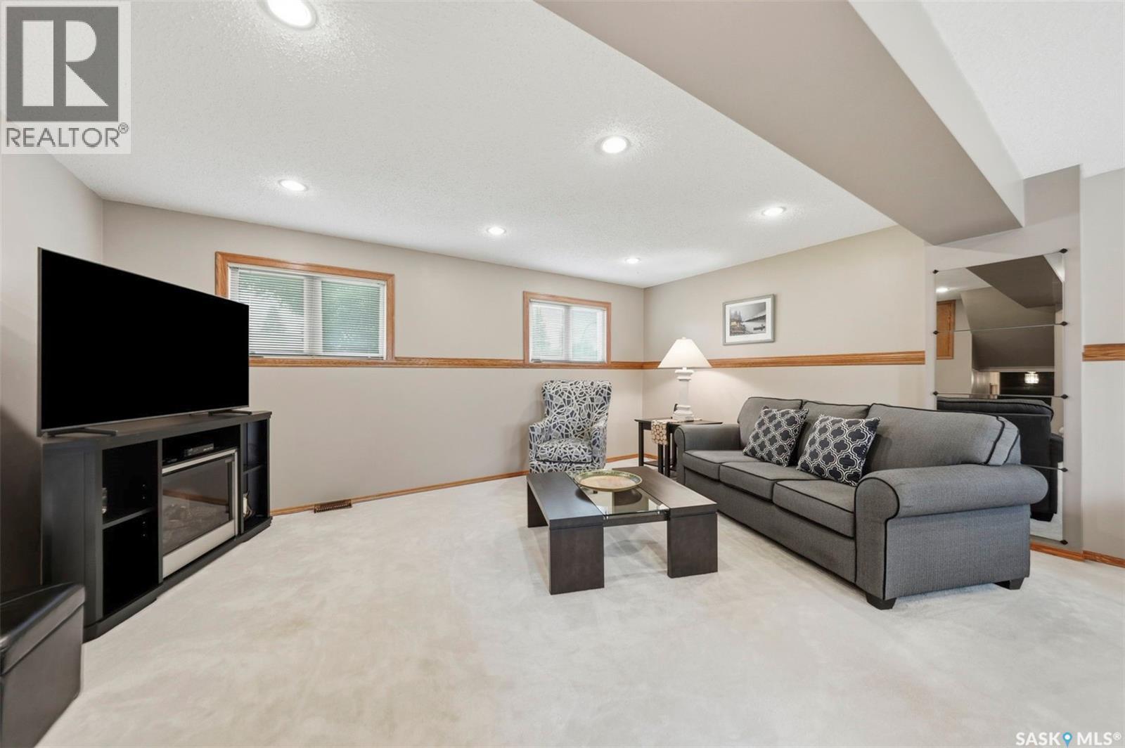 261 Assiniboine DRIVE — photo 21