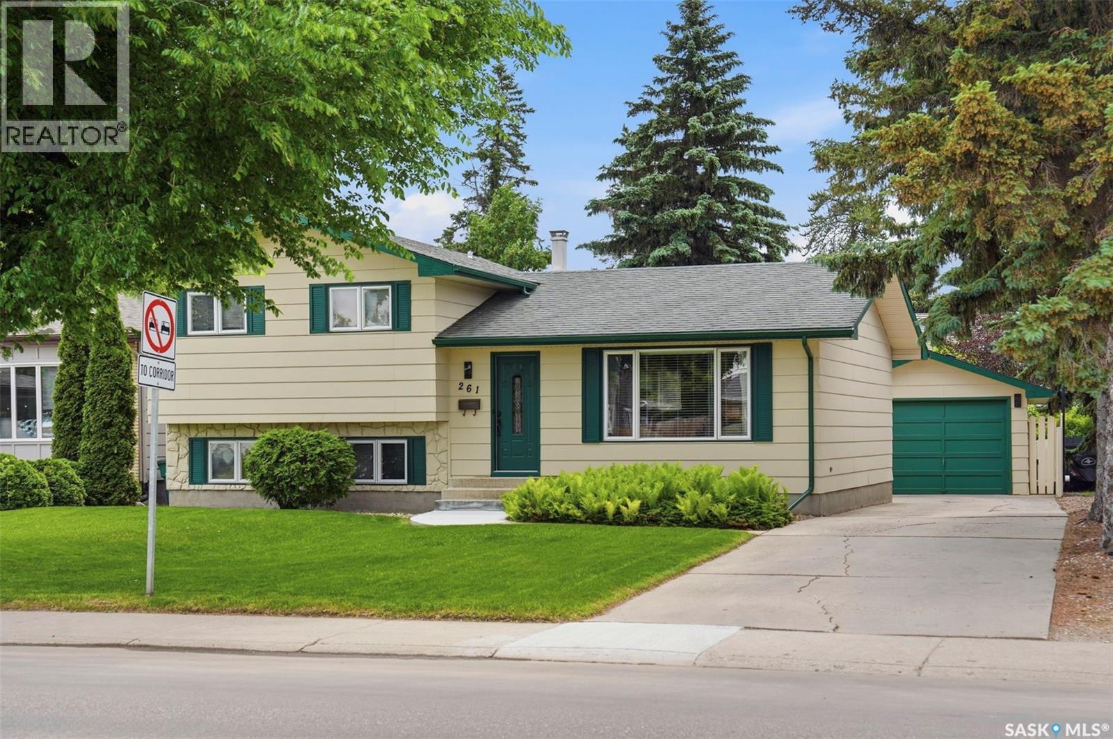 261 Assiniboine DRIVE - photo 2