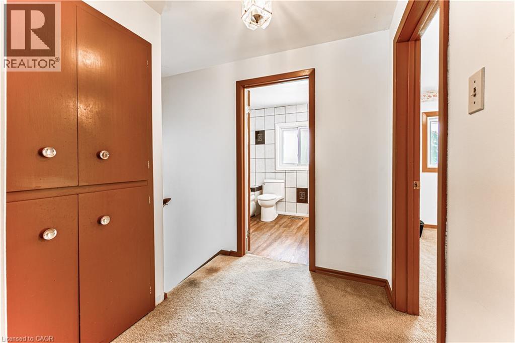 46 ELROY Road - 21