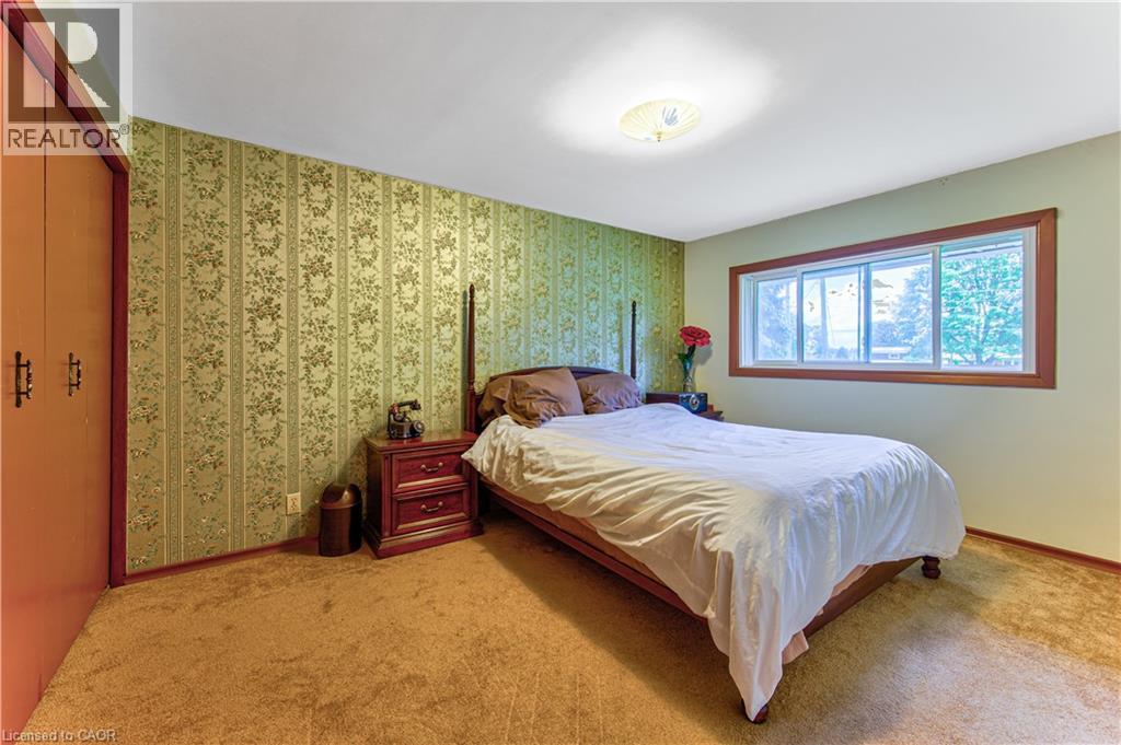 46 ELROY Road - 26