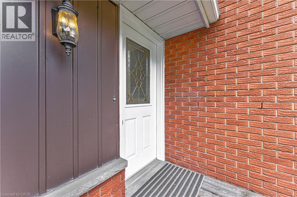 46 ELROY Road - 6
