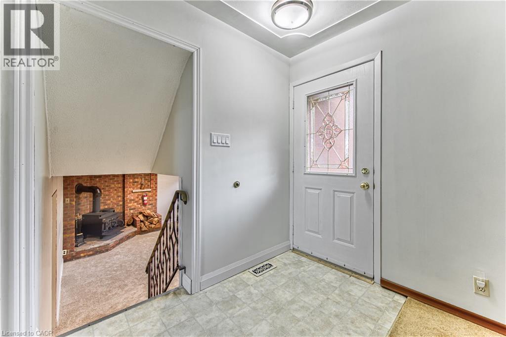 46 ELROY Road - 7