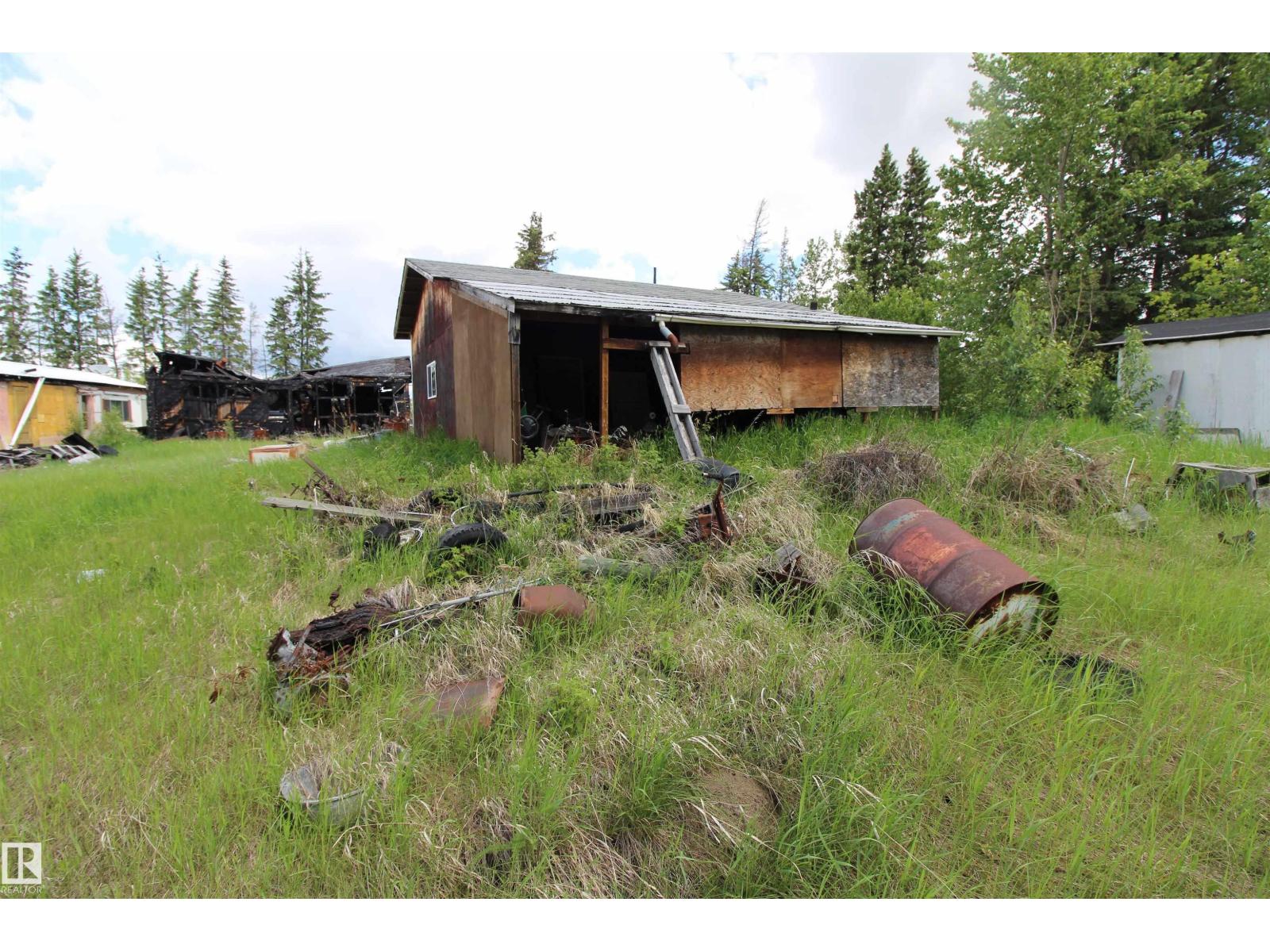 1107 Hwy 651 — photo 32
