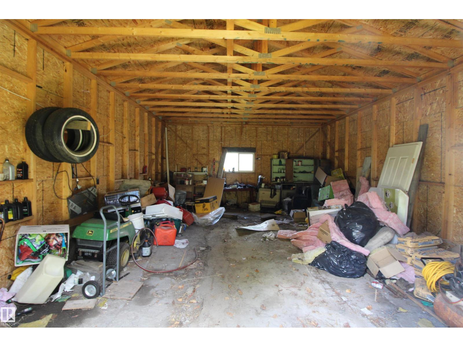 1107 Hwy 651 — photo 28