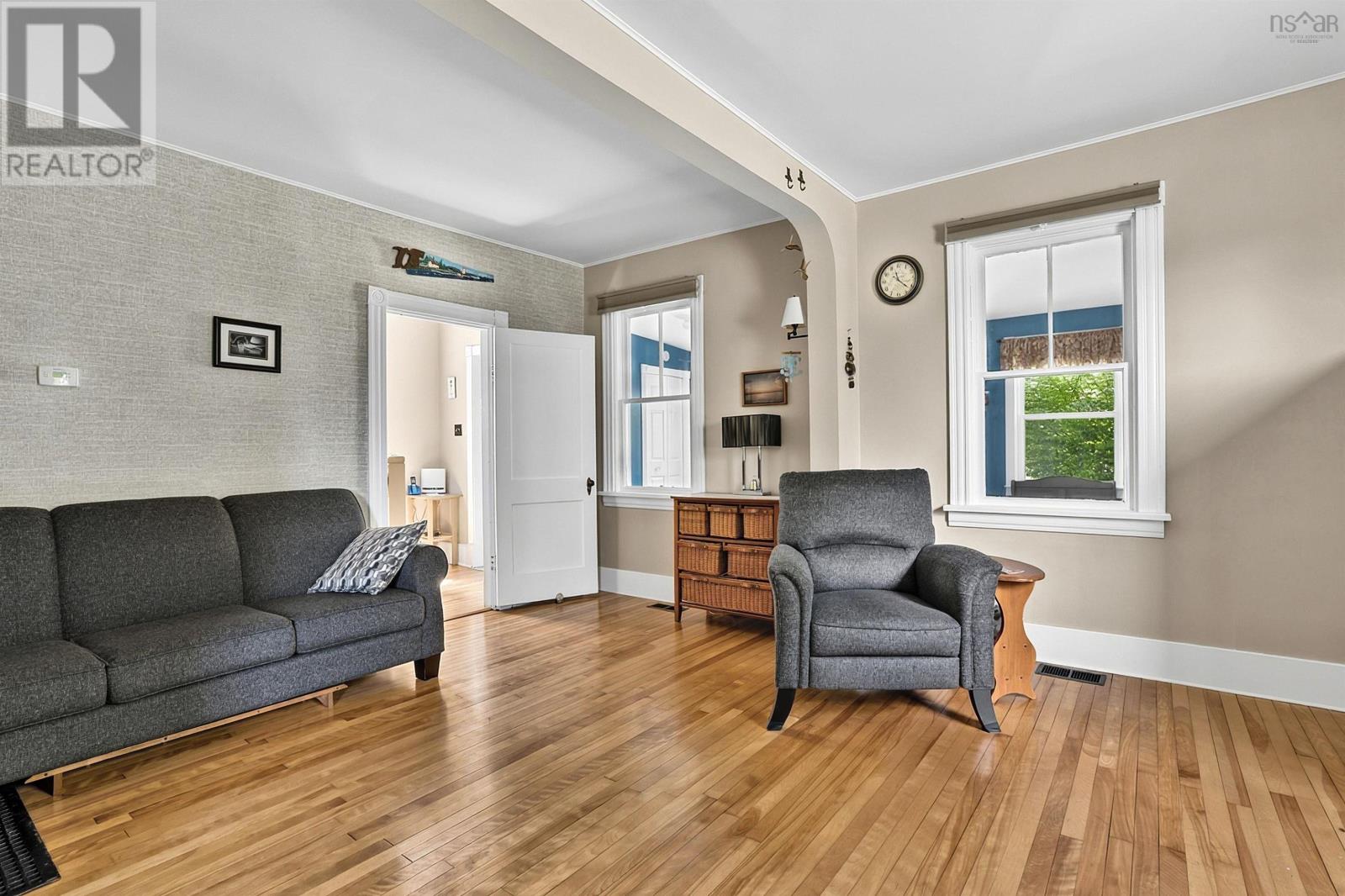 Property 20 of 49 of 689 West Ship Harbour Road