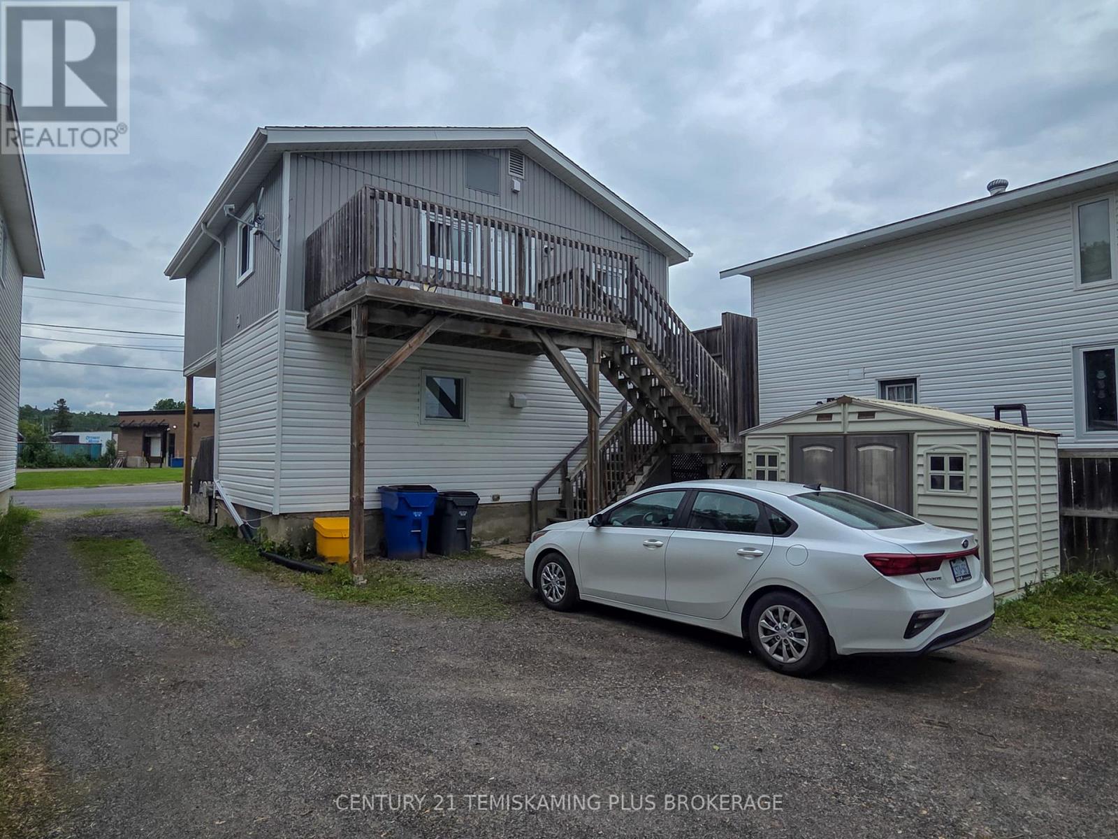 37 JAFFRAY STREET - 15