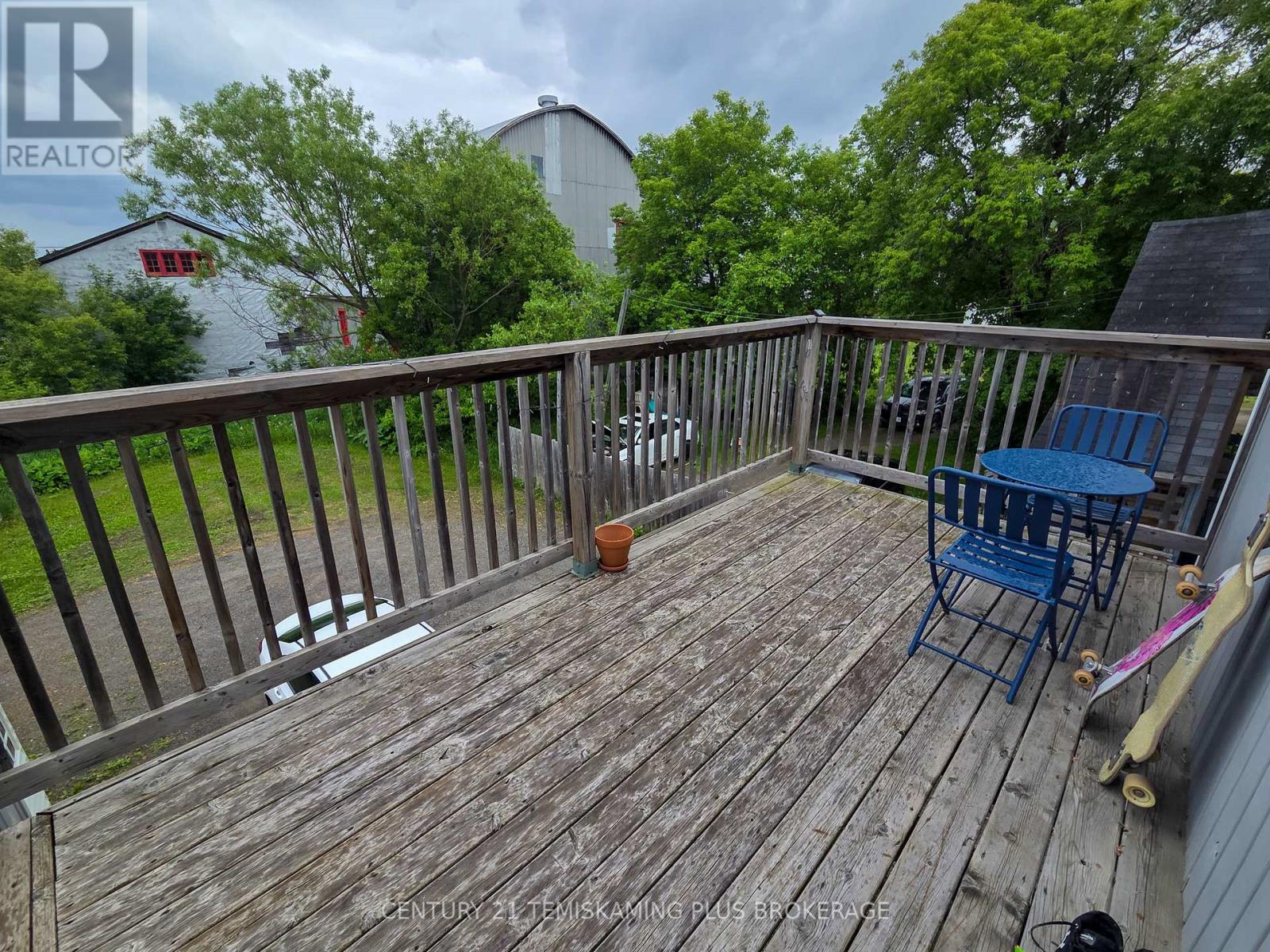 37 JAFFRAY STREET - 16