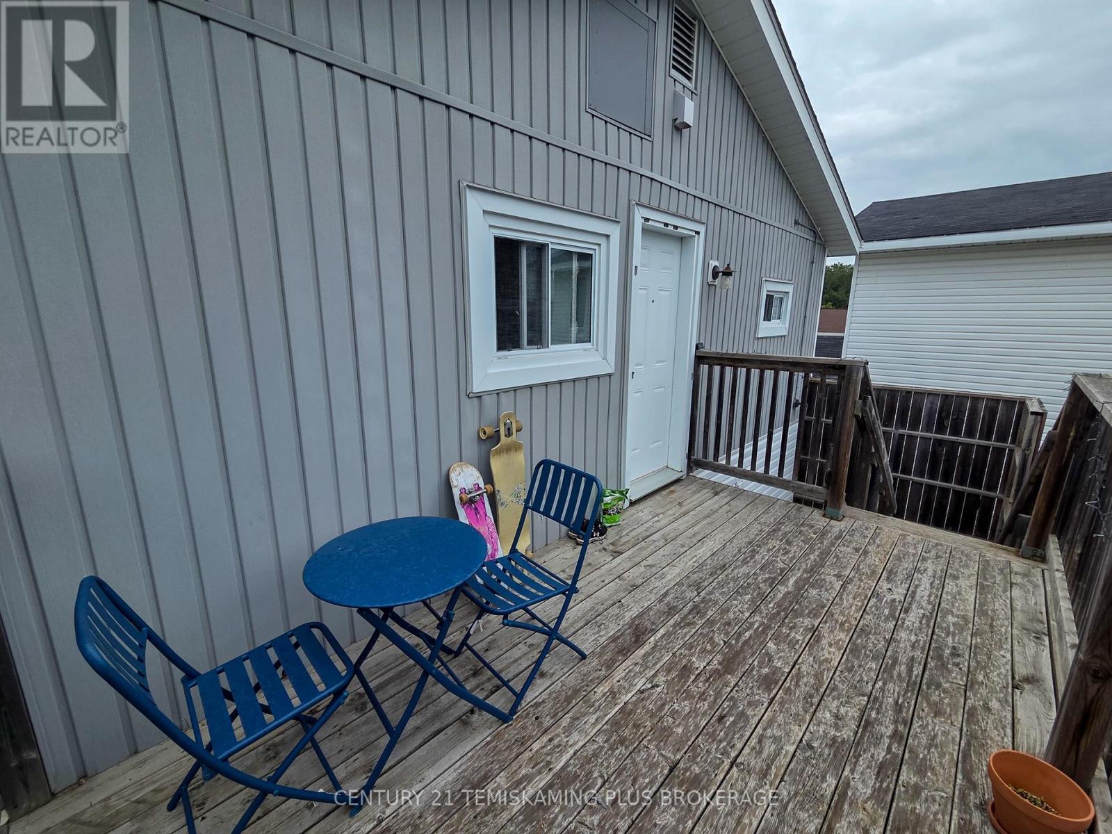 37 JAFFRAY STREET - 17