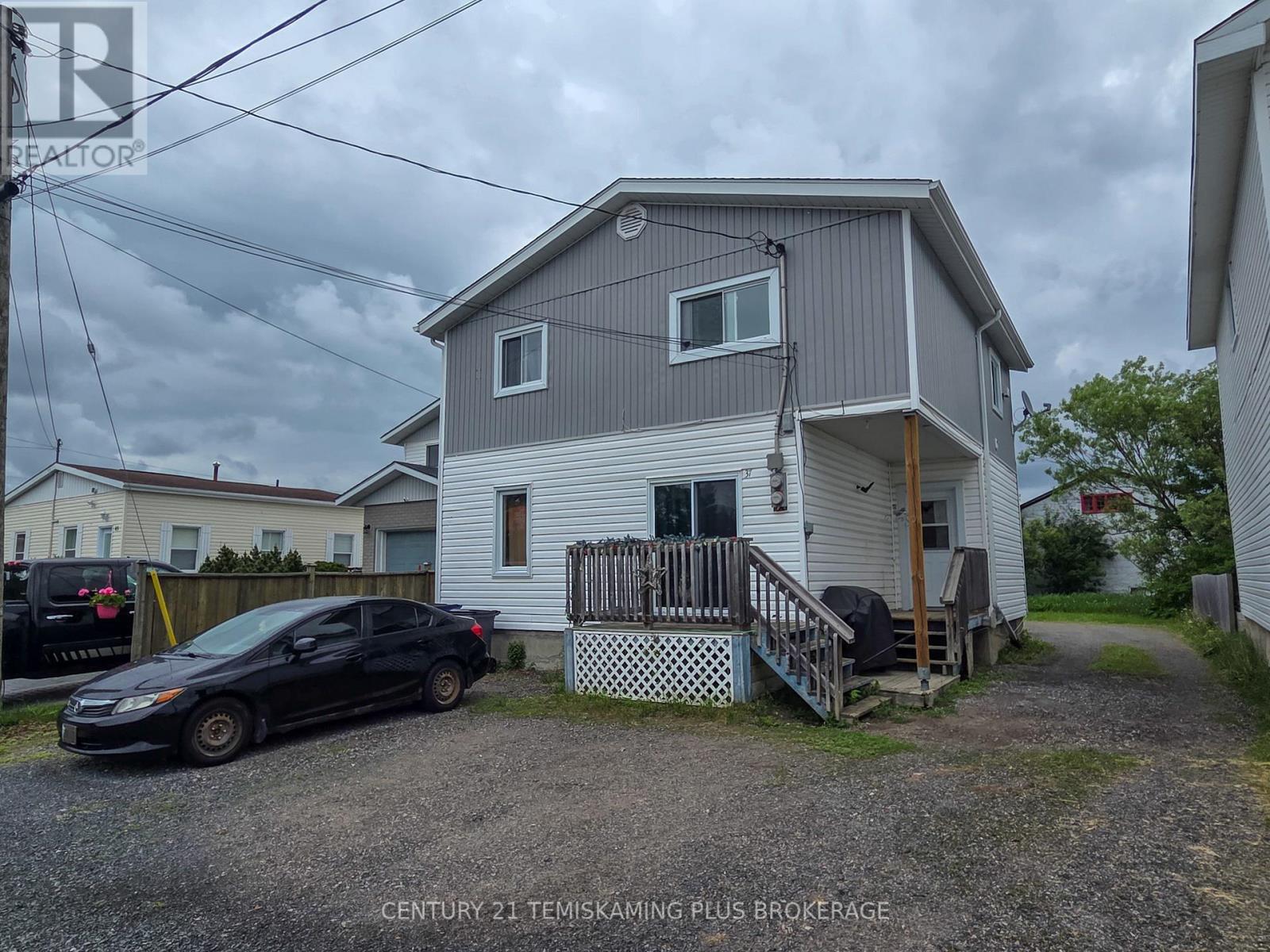 37 JAFFRAY STREET - 2