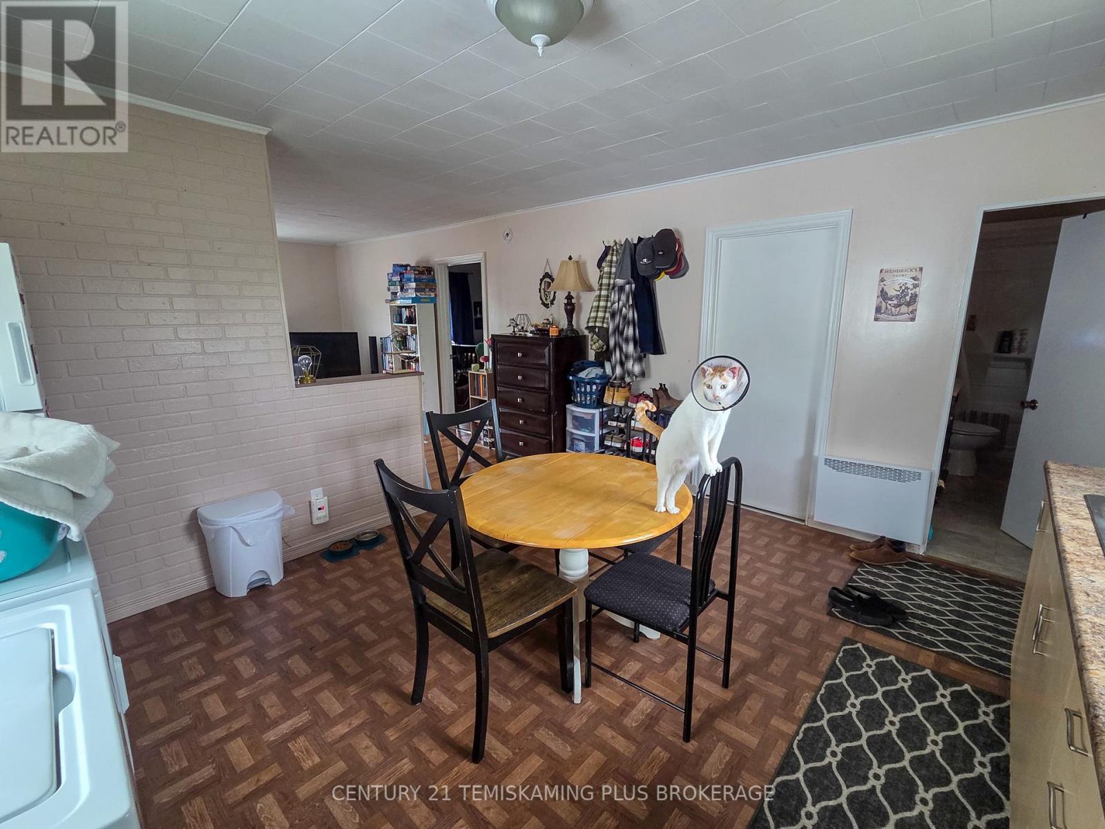 37 JAFFRAY STREET - 20