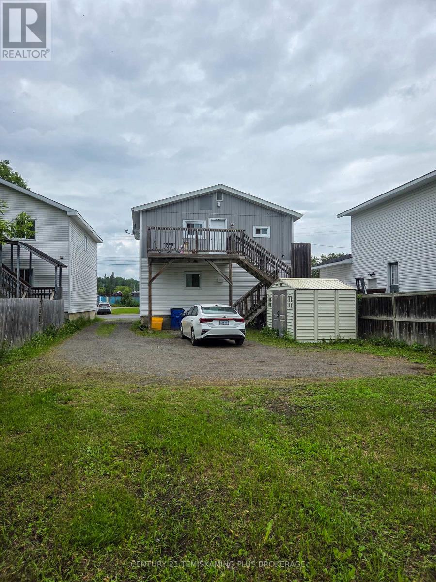 37 JAFFRAY STREET - 29
