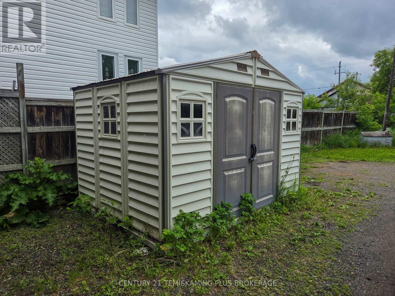 37 JAFFRAY STREET - 30