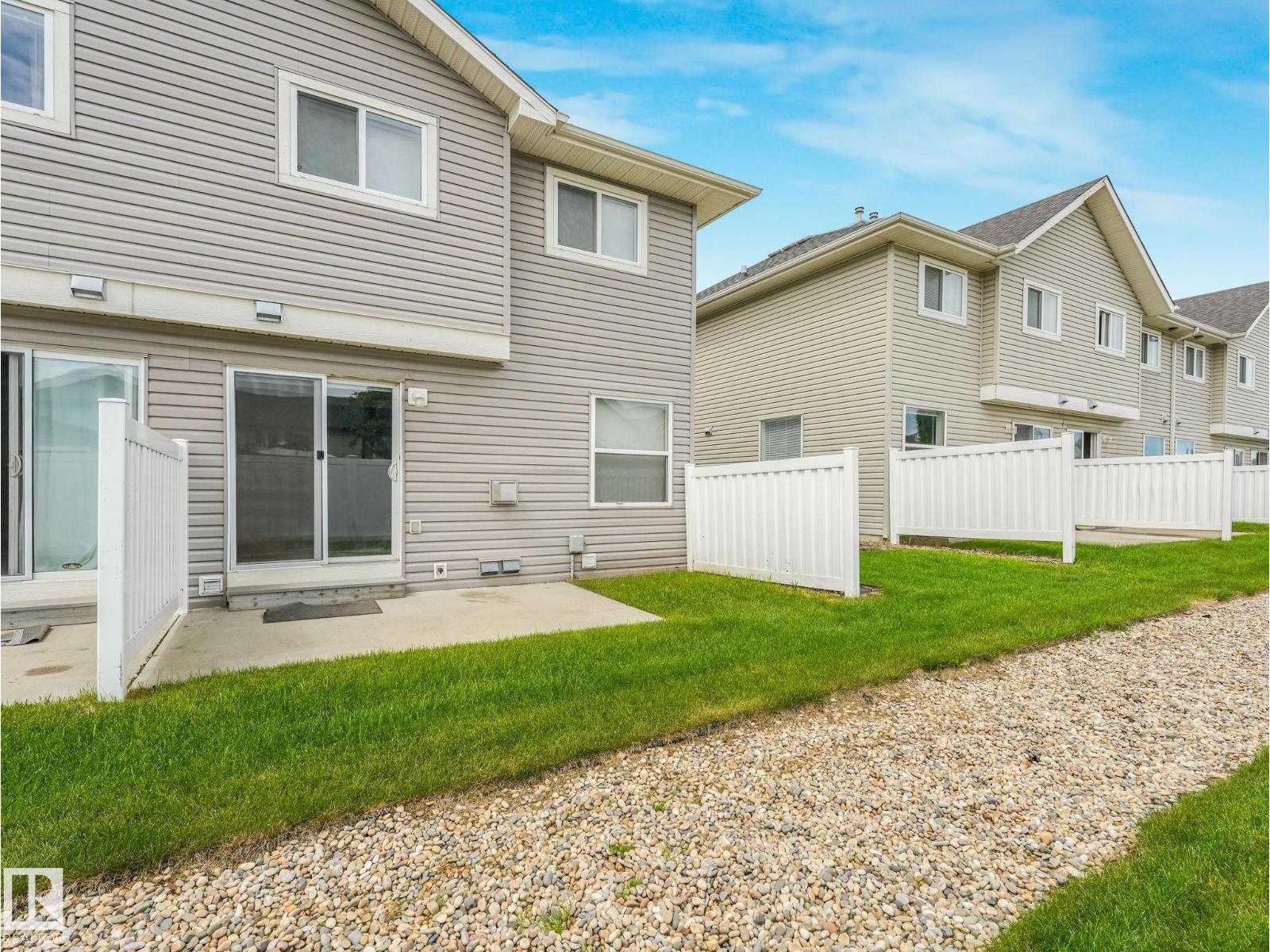 #18 230 EDWARDS DR SW - 61