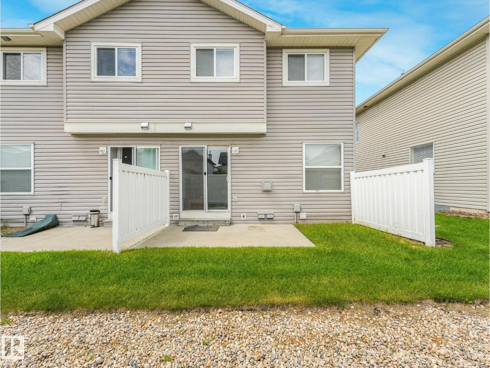 #18 230 EDWARDS DR SW - 60