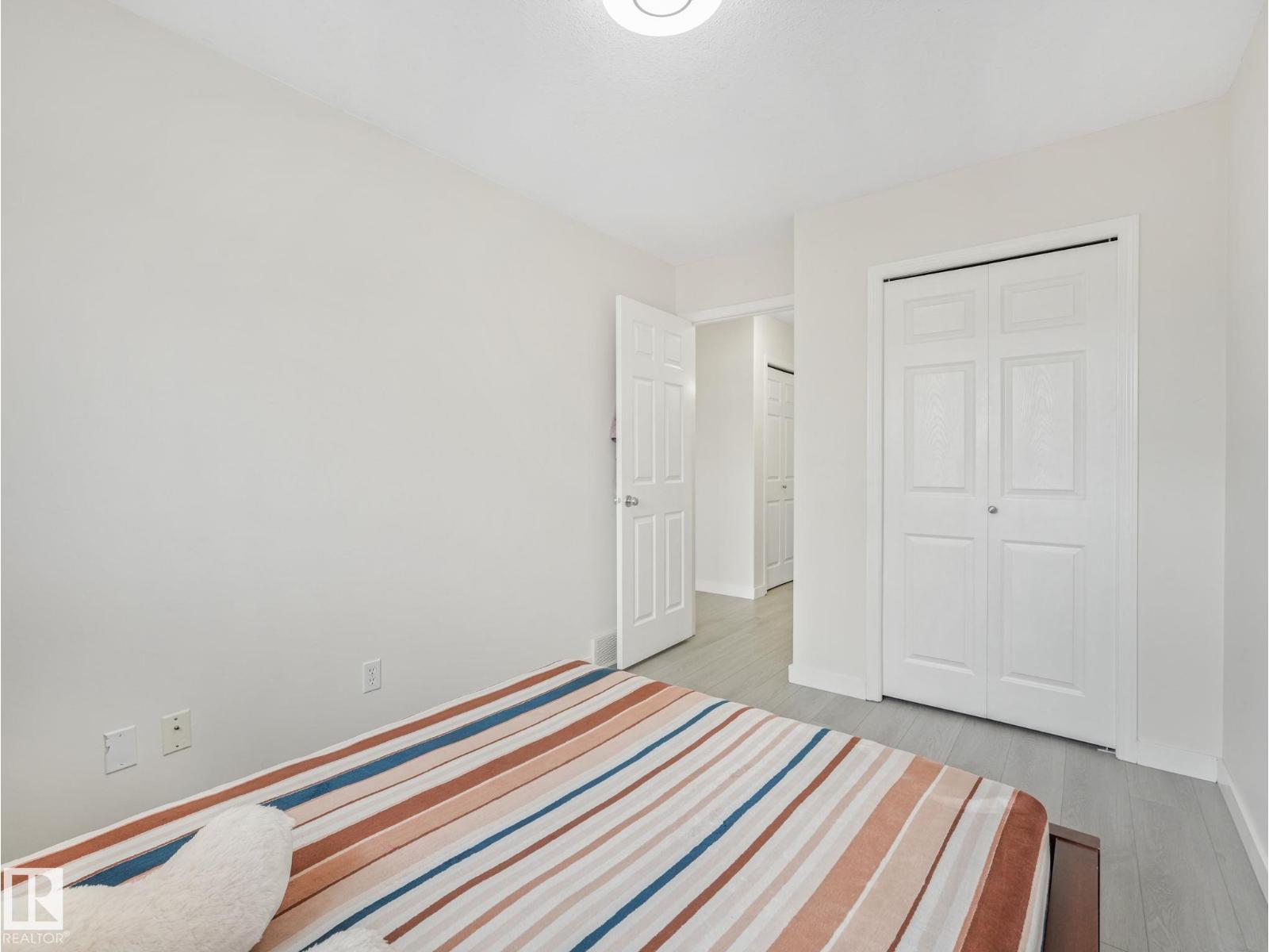 #18 230 EDWARDS DR SW - 43