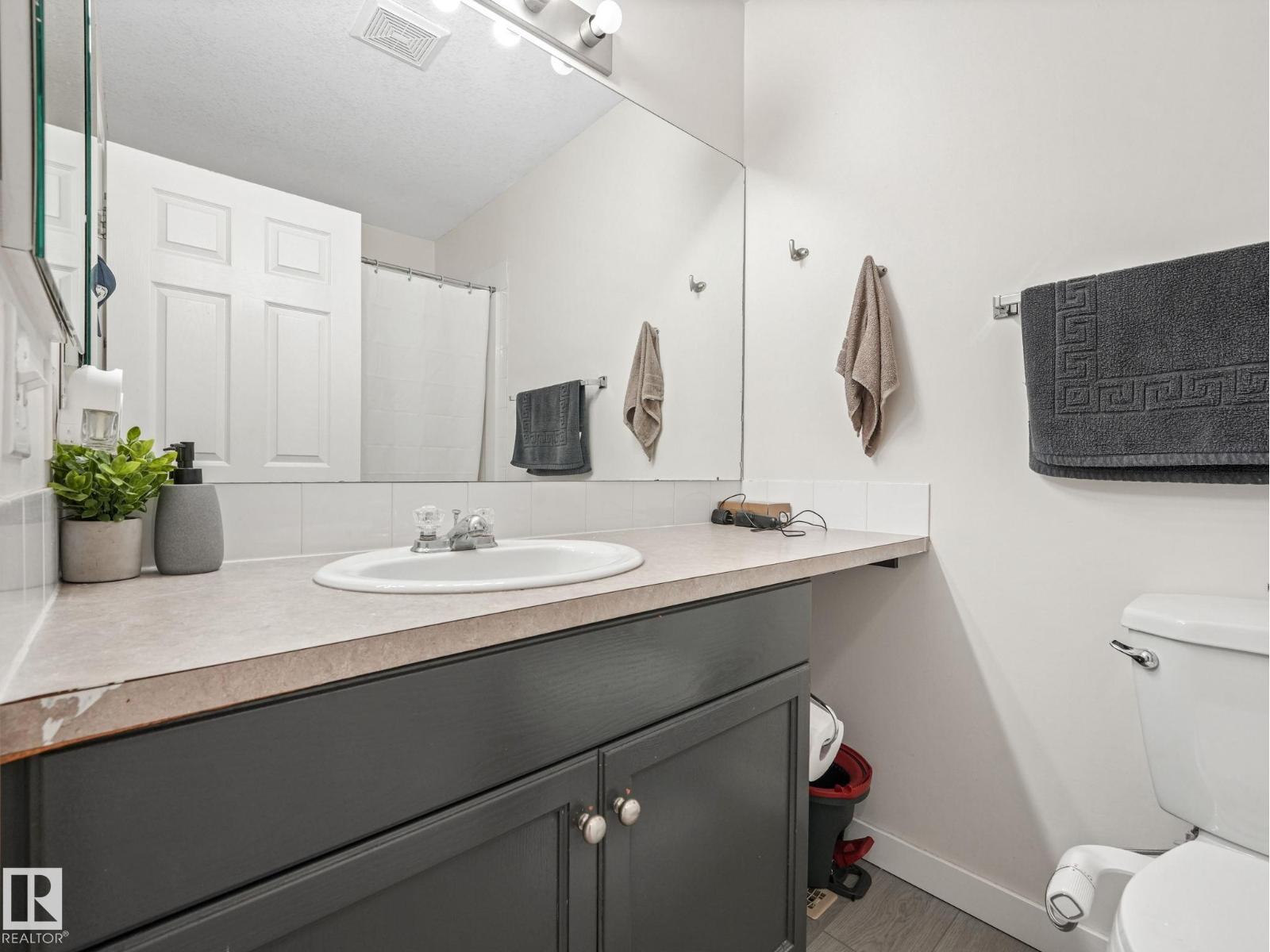 #18 230 EDWARDS DR SW - 37