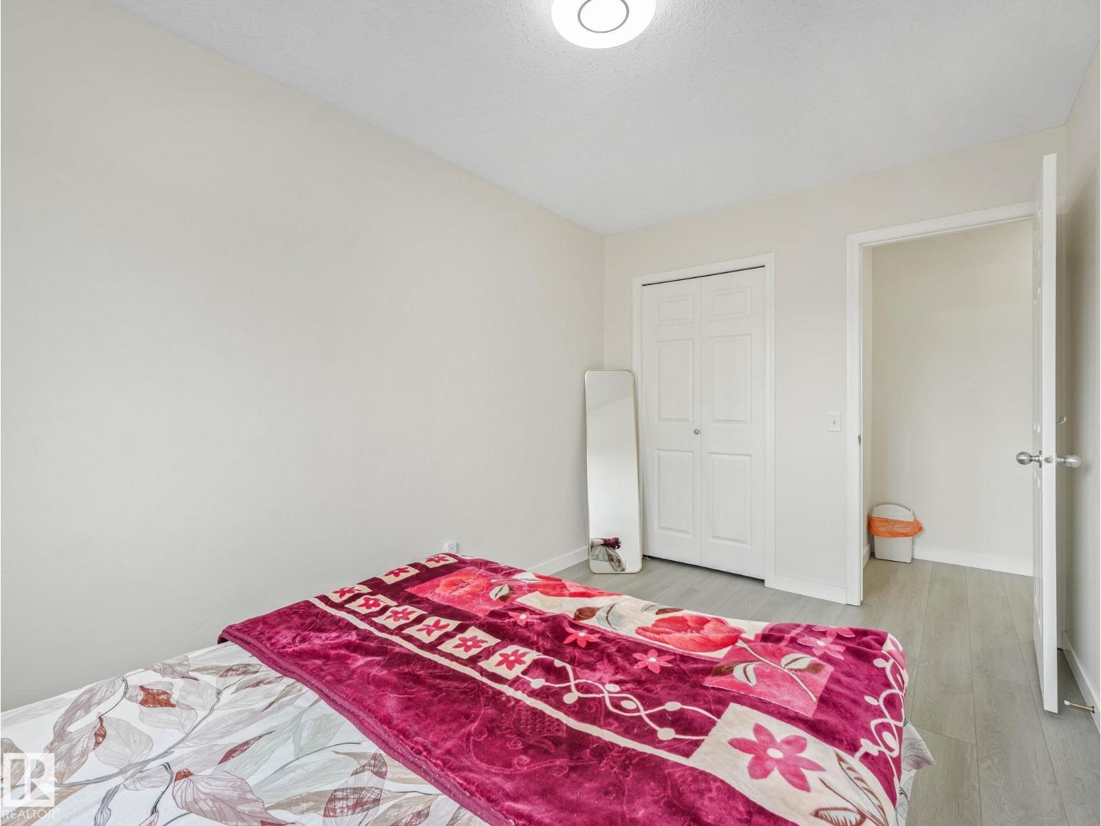 #18 230 EDWARDS DR SW - 45
