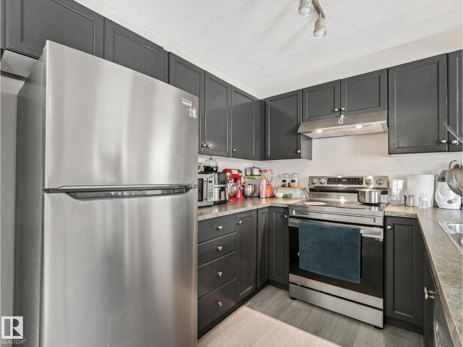 #18 230 EDWARDS DR SW — photo 17