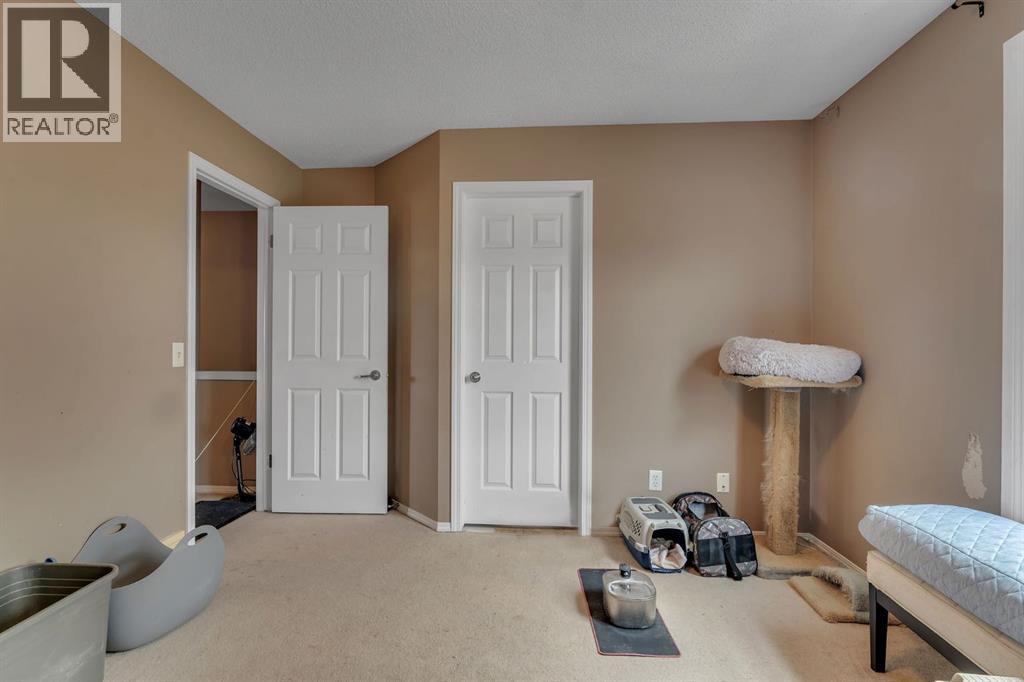 223 McKenzie Towne Gate SE — photo 20