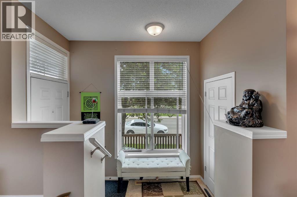 223 McKenzie Towne Gate SE — photo 10