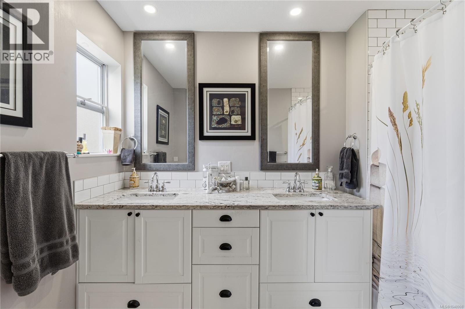 217 Tahoe Ave - Image 13