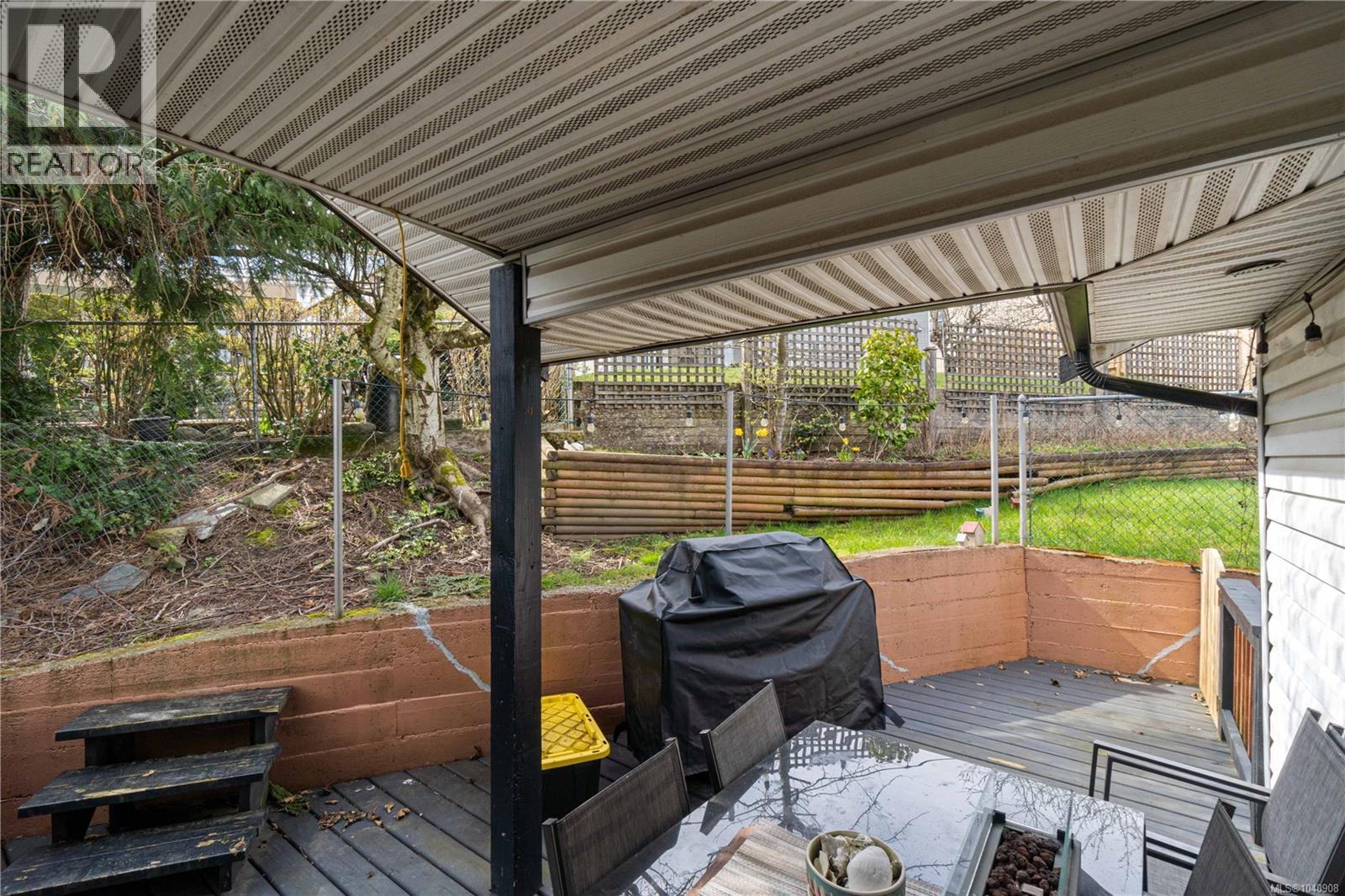217 Tahoe Ave - Image 53