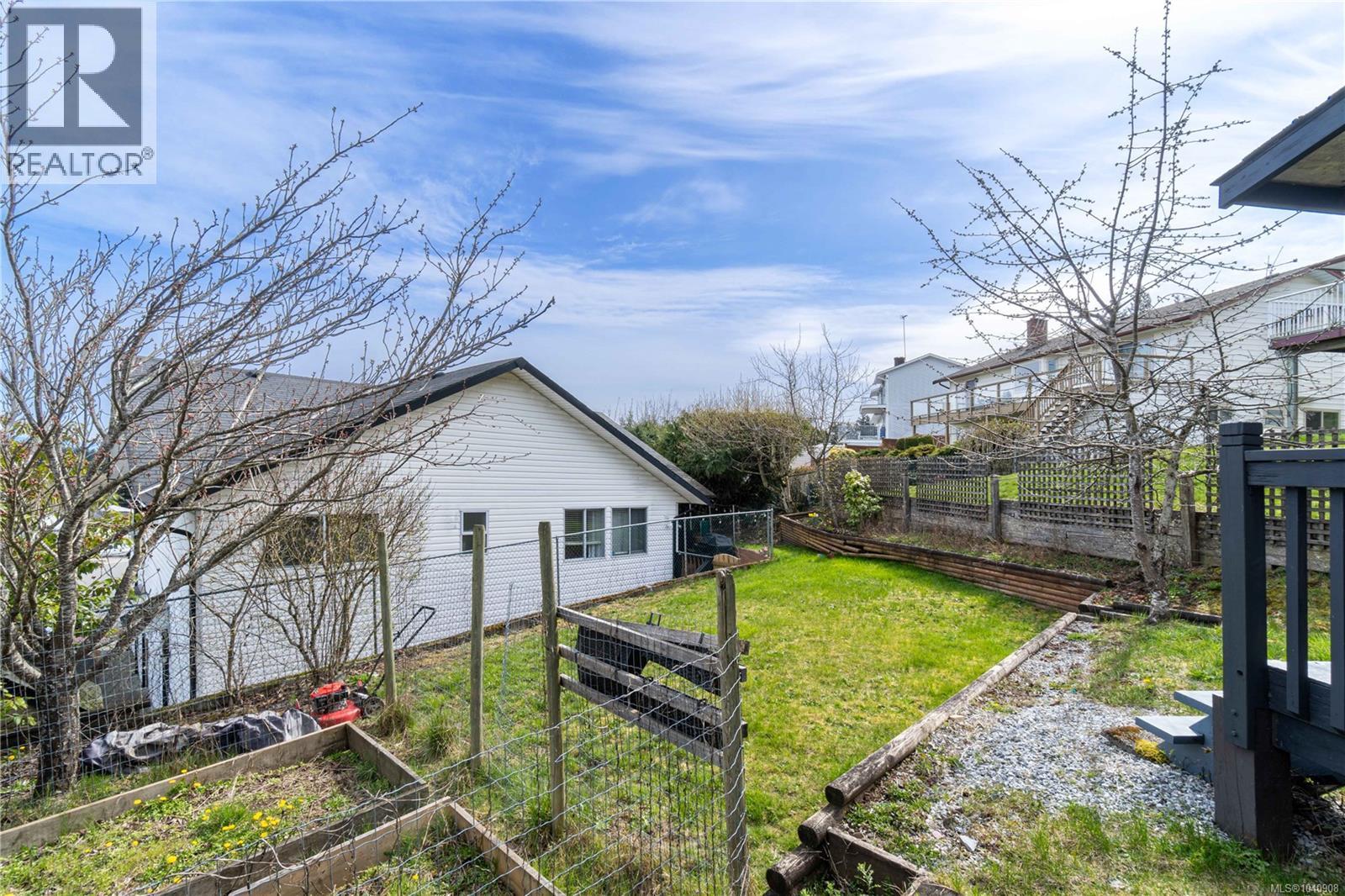 217 Tahoe Ave - 55
