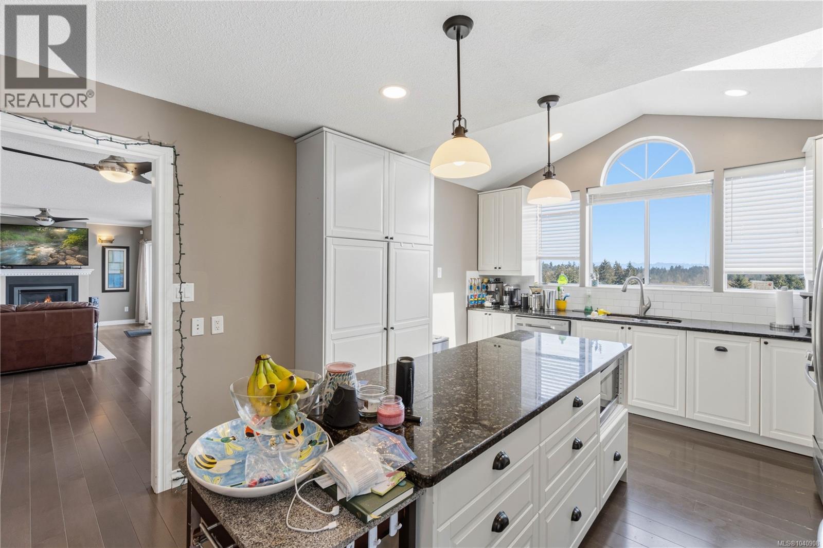 217 Tahoe Ave - Image 7