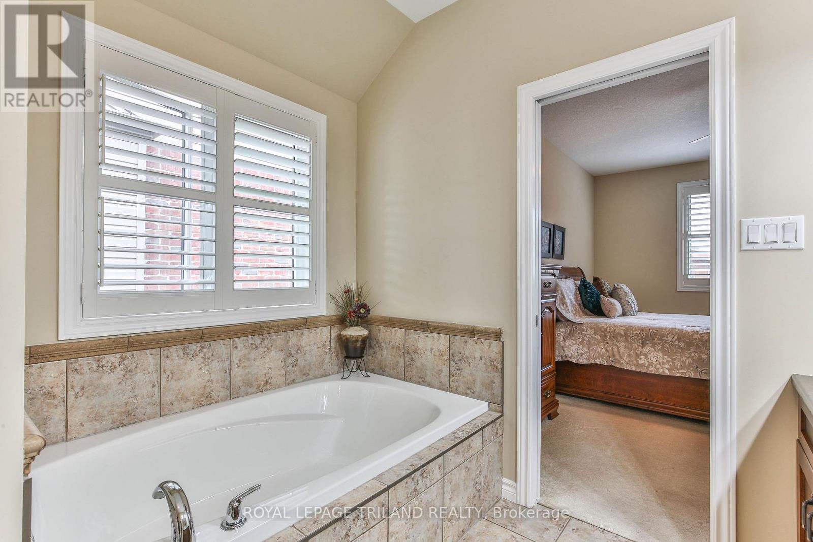 2129 PENNYROYAL STREET - 25